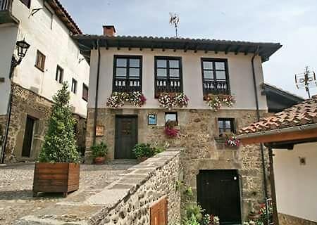 Apartamentos Casa De La Abuela Potes Exterior photo